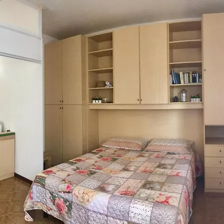 Condominio Biancoazzurro * Μπιμπιόνε